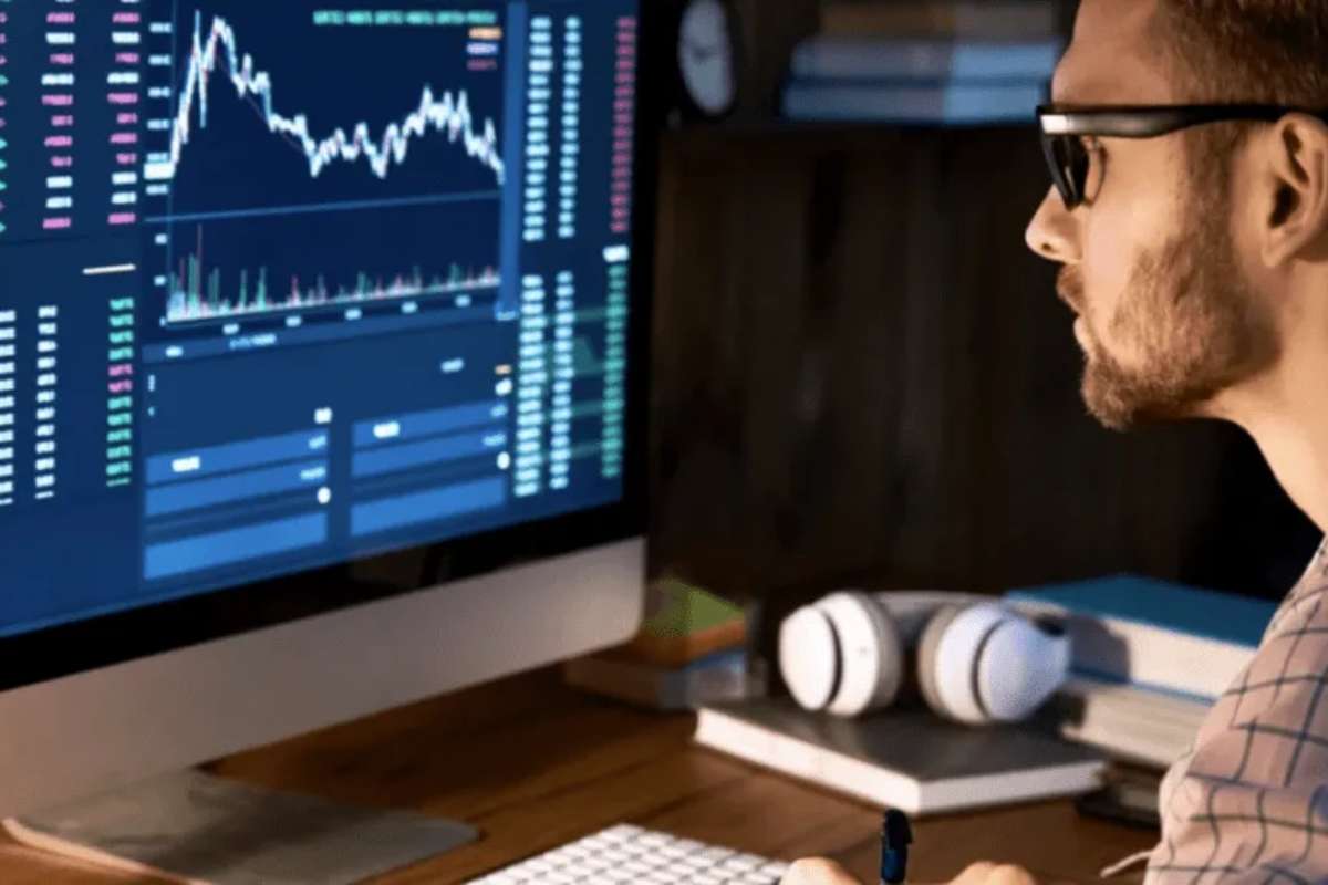 UK Businesses Facing Rising Cybersecurity Threats RICS Warns | CyberPro Magazine