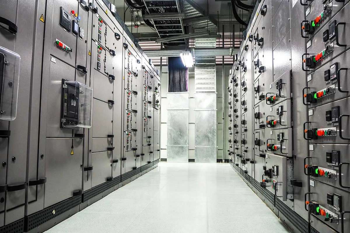 What are OT Security Threats? Here Are 10 Challenging Modern Industrial Environments | CyberPro Magazine