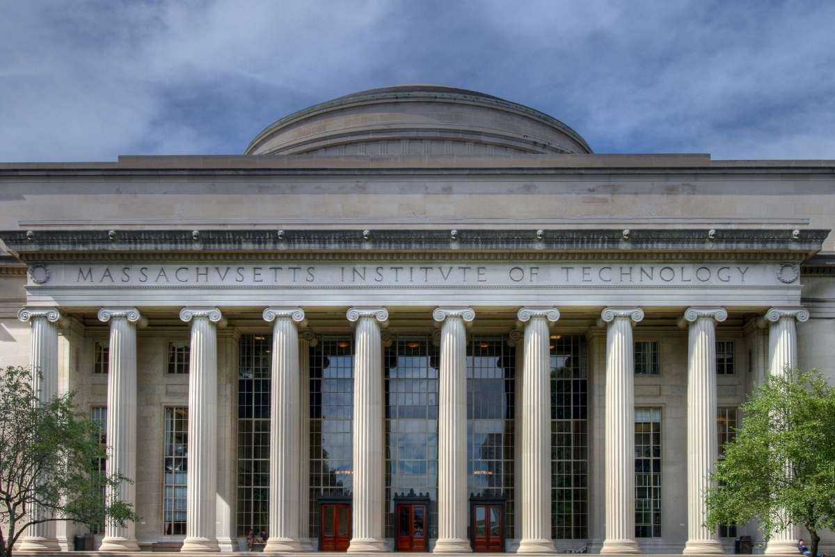 Top Best Colleges for Cybersecurity 2026 Guide | CyberPro Magazine