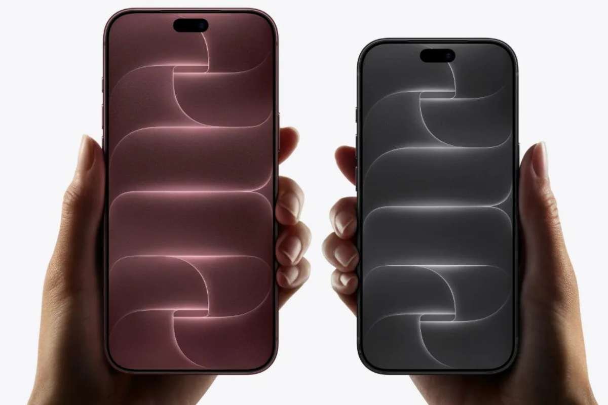 New Leak Reveals Bigger iPhone 20 Pro Screen Size | CyberPro Magazine
